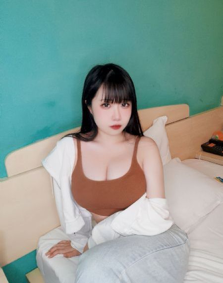 草莓丝瓜秋葵在线观看爱丽丝_超清电影完整版在线观看
