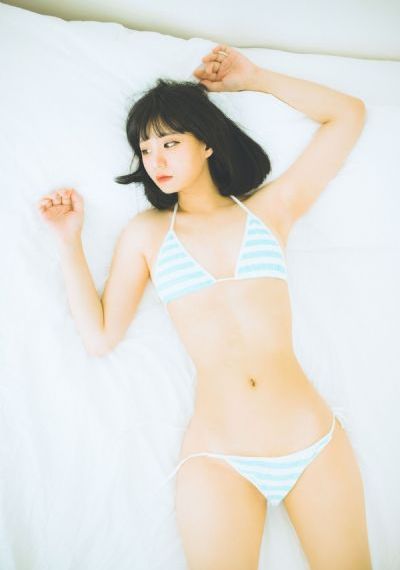 美女露胸和屁股视频软件_HD免费观看超清